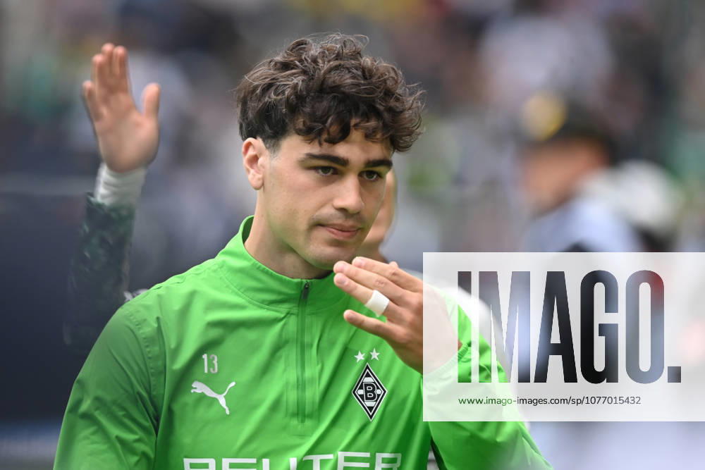 Giovanni REYNA (MG) Portraet, Portrait, Porträt, Einzelbild, angeschnittenes Einzelmotiv, Fussball 1. Bundesliga Saison 2025 2026, 32. Spieltag, Spieltag32, matchday32, Borussia Moenchengladbach (MG) - Borussia Dortmund (DO) 1-0 am 03.05.2026 BORUSSIA PARK Moenchengladbach DFL regulations prohibit any use of photographs as image sequences and or quasi-video oÂ