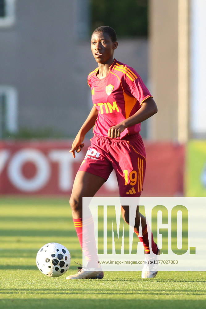 CALCIO - Serie A Femminile - AS Roma vs Ternana Women Shukurat Damilola Oladipo of AS Roma is in action during the Serie A Women Athora Fase a gironi - 20Â° between A.S. Roma Femminile vs Ternana , 02 May 2026 at the Tre Fontane Stadium, Roma Italy Rome Italy