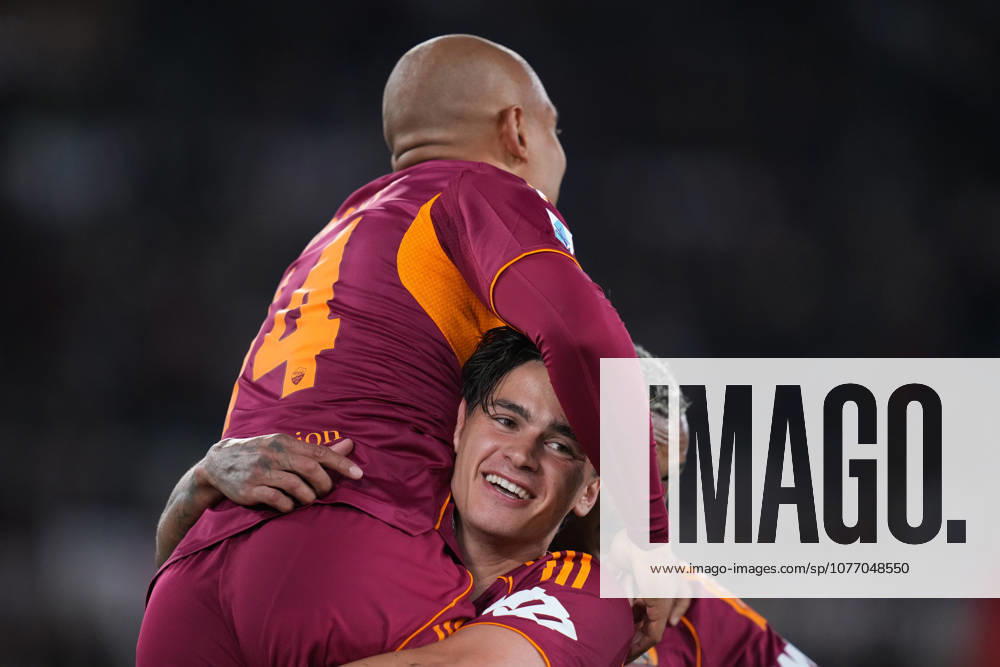 Romas Niccolo Pisilli celebrates after scoring during the Serie A EniLive soccer match between Roma and Fiorentina at the Rome s Olympic stadium, Italy - Monday May 4, 2026 - Soccer ( Photo by Alfredo Falcone LaPresse )