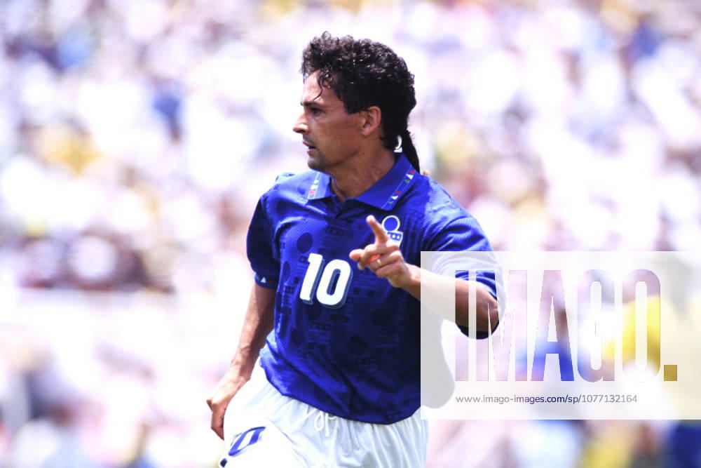 BAGGIO Roberto Team Italien WM Finale 1994 ROSE BOWL Stadion Pasadena FIFA Fussball Weltmeisterschaften 1994 in USA Spiel Finale Fussball WM 1994 Brasilien - Italien am 17.07.1994 in Pasadena