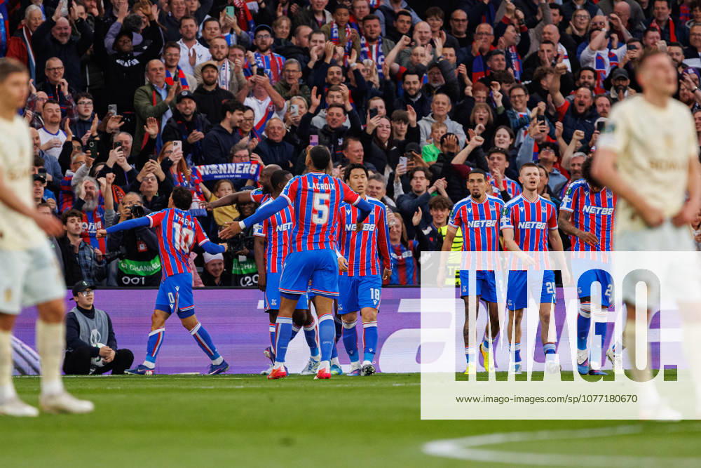 Players of Crystal Palace seen celebrating after goal during UEFA Conference League 25 26 Semi Final 2nd leg match between teams of Crystal Palace and Shakhtar Donetsk (Ernest Kolodziej Ball Raw Images) London Selhurst Park England
