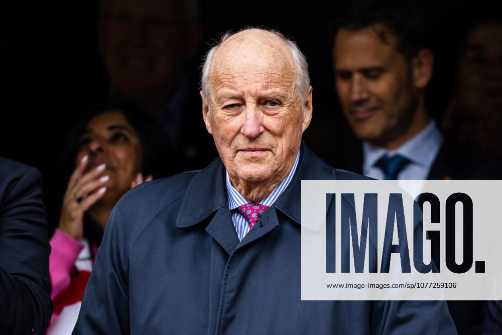 H.M. King Harald V of Norway ahead of the Norwegian football cup final between Bodo Glimt and Brann on May 9, 2026 in Oslo. Photo: Marius Simensen BILDBYRAN COP 238 VG0923 bbeng bodo brann cup cupfinale cupfinalen football fotball fotboll glimt nm norgesmesterskapet skb