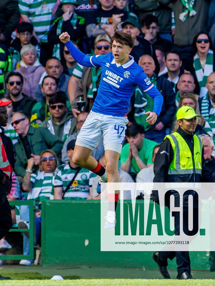 Celtic v Rangers, SPFL Premiership .......................... Mikey Moore celebrates his goal