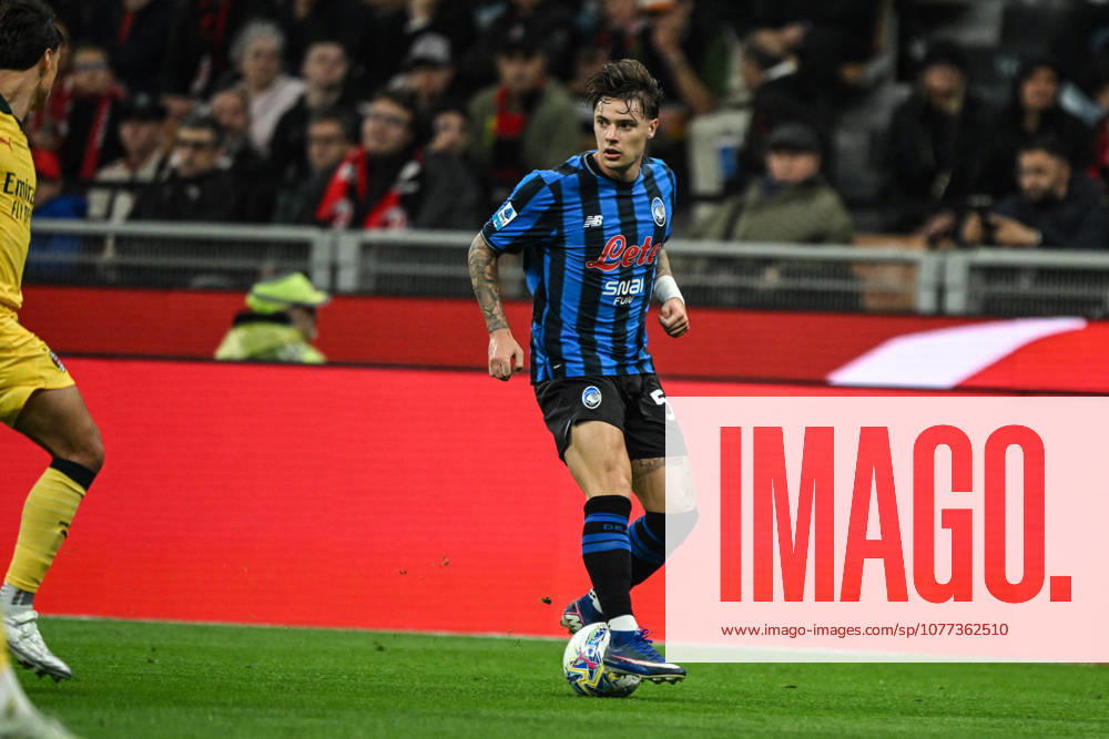 CALCIO - Serie A - AC Milan vs Atalanta BC Photo by IPA ABACAPRESS.COM84553027 - Nicola Zalewski of Atalanta BC in action during the Italian Serie A football match between AC Milan and Atalanta BC on 10 of May 2026 at Giuseppe Meazza San Siro Siro stadium in Milan, Italy. Credit: Tiziano Ballabio Milan Italy