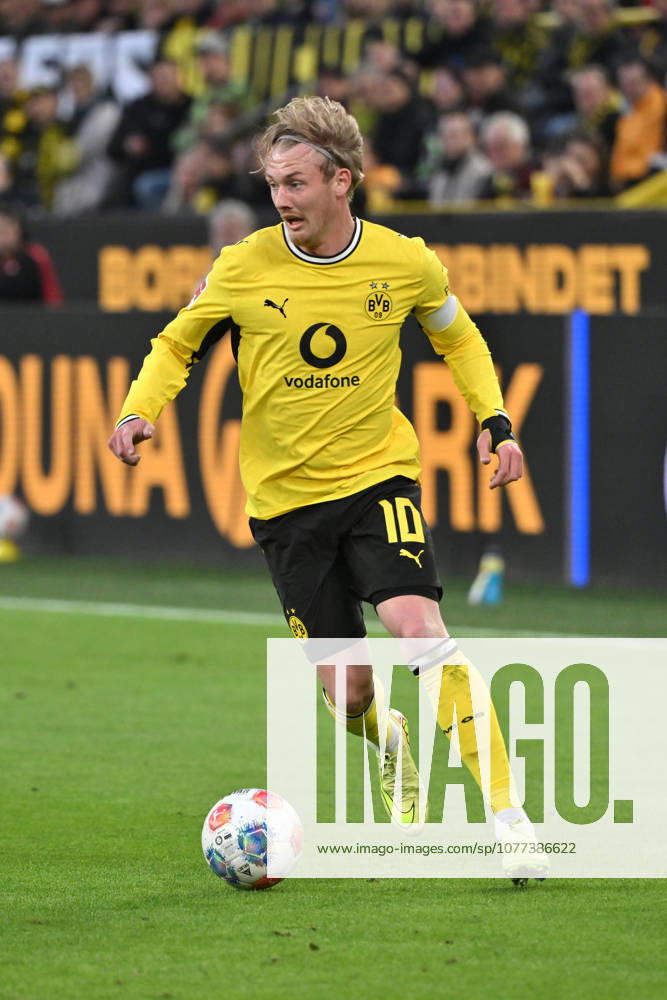 Julian Brandt (Borussia Dortmund) 08.05.2026, Fussball 1. Bundesliga, Saison 2025 2026, 33. Spieltag, Borussia Dortmund - Eintracht Frankfurt 3:2 DFL regulations prohibit any use of photographs as image sequences and or quasi-video Dortmund Signal Iduna Park Nordrhein Westfalen Deutschland