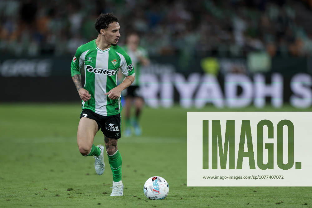 Real Betis V Elche CF - La Liga EA Sports Antony Matheus dos Santos of Real Betis runs with the ball during the La Liga EA Sports match between Real Betis and Elche CF at La Cartuja Stadium in Seville, Spain, on May 12, 2026. Seville Spain