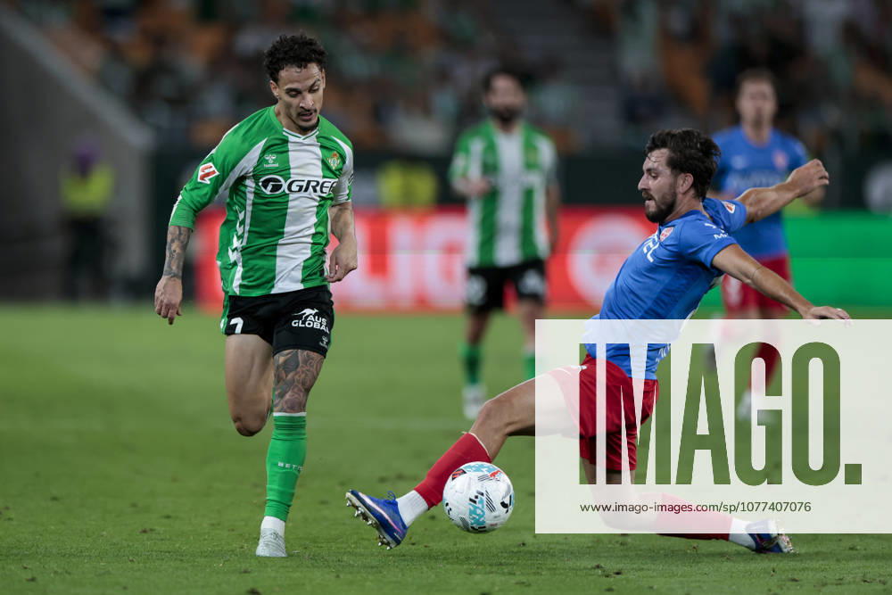 Real Betis V Elche CF - La Liga EA Sports Antony Matheus dos Santos of Real Betis runs with the ball during the La Liga EA Sports match between Real Betis and Elche CF at La Cartuja Stadium in Seville, Spain, on May 12, 2026. Seville Spain
