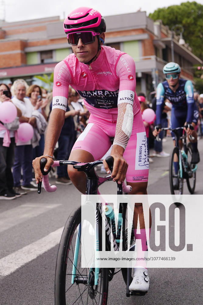Portugals Afonso Oliveira Eulalio of Bahrain Victorious pink jersey during Stage 7 of the Giro dItalia from Formia to Blockhaus, Italy. Friday May 15, 2026.
