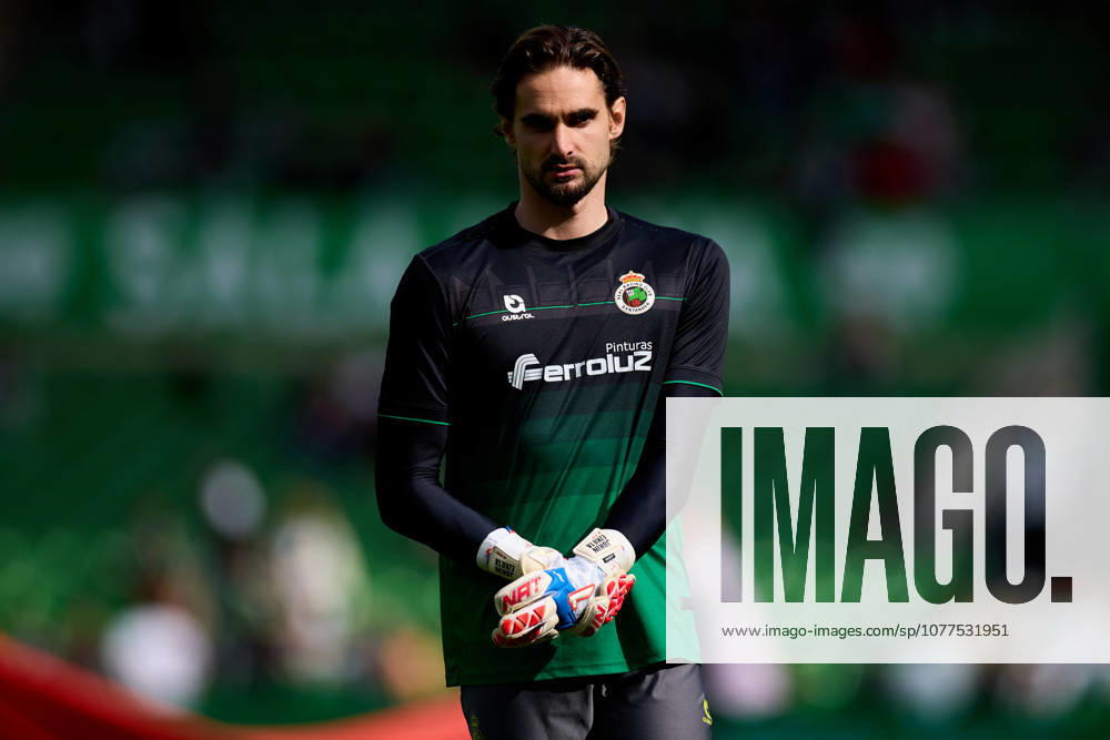Racing Santander v Real Valladolid - LaLiga Hypermotion Jokin Ezkieta of Real Racing Club de Santander looks on prior to the LaLiga Hypermotion match between Racing Santander and Real Valladolid at Campos de de El Sardinero on May 16, 2026, in Santander, Spain. Santander Campos de Sport de El Sardinero Santander Spain RL_RCGSvRVALL_000010