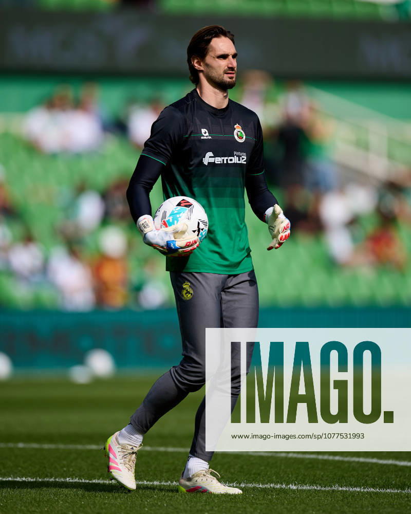 Racing Santander v Real Valladolid - LaLiga Hypermotion Jokin Ezkieta of Real Racing Club de Santander looks on prior to the LaLiga Hypermotion match between Racing Santander and Real Valladolid at Campos de de El Sardinero on May 16, 2026, in Santander, Spain. Santander Campos de Sport de El Sardinero Santander Spain RL_RCGSvRVALL_000007
