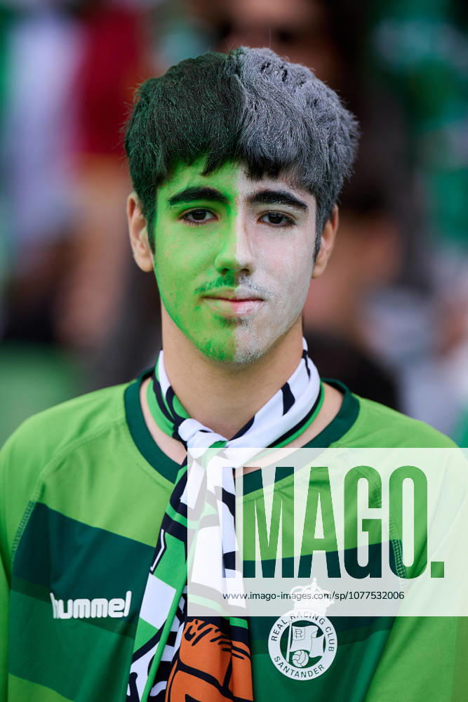 Racing Santander v Real Valladolid - LaLiga Hypermotion A supporter of Real Racing Club de Santander looks on during the LaLiga Hypermotion match between Racing Santander and Real Valladolid at Campos de de El Sardinero on May 16, 2026, in Santander, Spain. Santander Campos de Sport de El Sardinero Santander Spain RL_RCGSvRVALL_000024