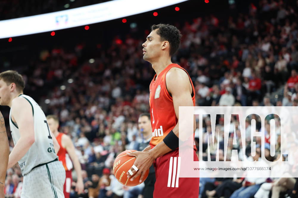Oscar da Silva (FC Bayern Basketball, 01) mit Ball, GER, FC Bayern Basketball vs. Vet Concept Gladiators Trier, Basketball, easycredit Basketball Bundesliga, Playoffs, Viertelfinale, Saison 2025 2026, 19.05.2026, GER, FC Bayern Basketball vs. Vet Concept Gladiators Trier, Basketball, easycredit Basketball Bundesliga, Playoffs, Viertelfinale, Saison 2025 2026, 19.05.2026 Muenchen