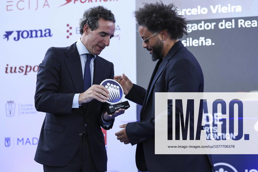 Marcelo Vieira, former soccer player, receives the Legend Award from Juan Jose Sanchez Puig, CEO of ISDE, during the 2026 ISC Awards Ceremony, which took place.as part of the ISDE Sports Convention at the Official College of Architects of Madrid on May 21, 2026, in Madrid, Spain. ISDE Sports Convention - ISC Awards Ceremony - ZUMAa181 20260521_zaa_a181_032
