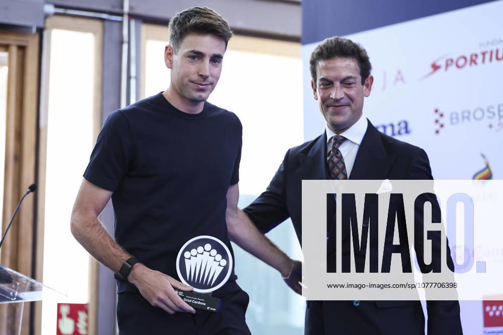 Oriol Carmona, Olympic skier, receives the Sports Achievement Award during the 2026 ISC Awards Ceremony, which took place.during the ISDE Sports Convention at the Official College of Architects of Madrid on May 21, 2026, in Madrid, Spain. ISDE Sports Convention - ISC Awards Ceremony - ZUMAa181 20260521_zaa_a181_034