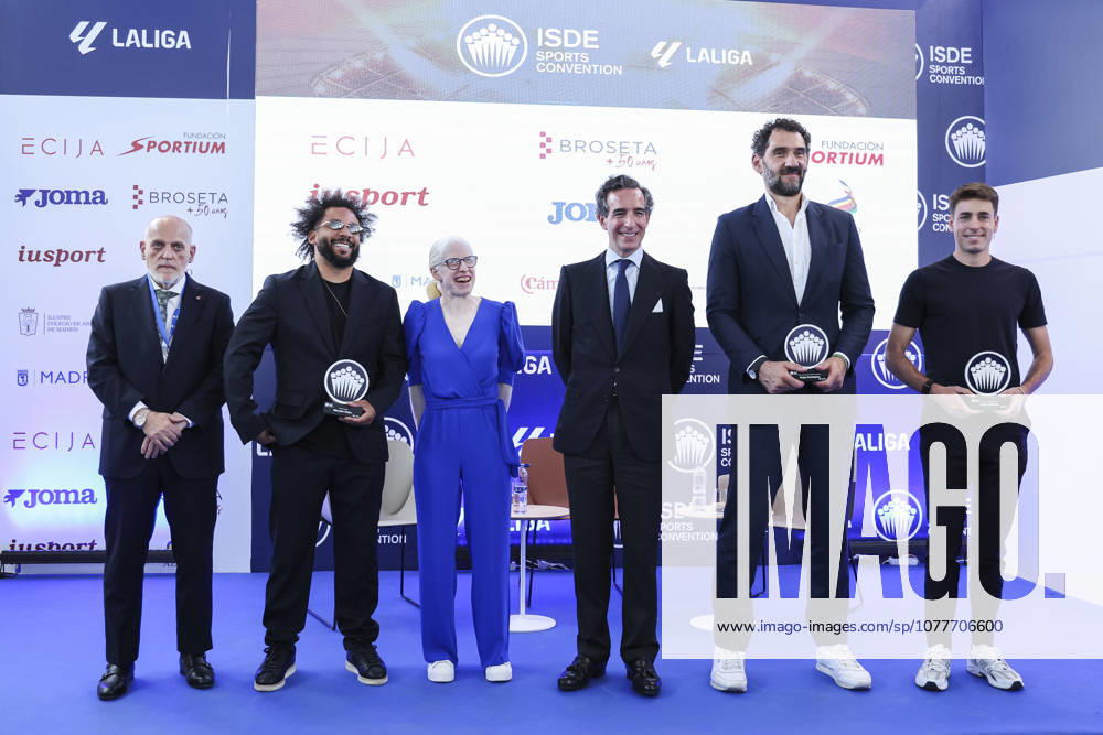 Javier Tebas, President of LaLIga, Marcelo Vieira, former football player, Susana Rodriguez,Paralympic athlete, Juan Jose Sanchez Puig, CEO of ISDE, Jorge Carbajosa, basketball executive and former player and Oriol Cardona, Olympic skier, pose for photo during the 2026 ISC Awards Ceremony, which took place during the ISDE Sports Convention at the Official College of Architects of Madrid on May 21, 2026, in Madrid, Spain. ISDE Sports Convention - ISC Awards Ceremony - ZUMAa181 20260521_zaa_a181_047