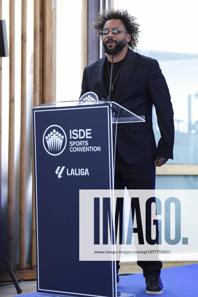 Marcelo Vieira, a former soccer player, receives the Legend Award during the 2026 ISC Awards Ceremony, which took place.as part of the ISDE Sports Convention, at the Official College of Architects of Madrid, on May 21, 2026, in Madrid, Spain. ISDE Sports Convention - ISC Awards Ceremony - ZUMAa181 20260521_zaa_a181_048