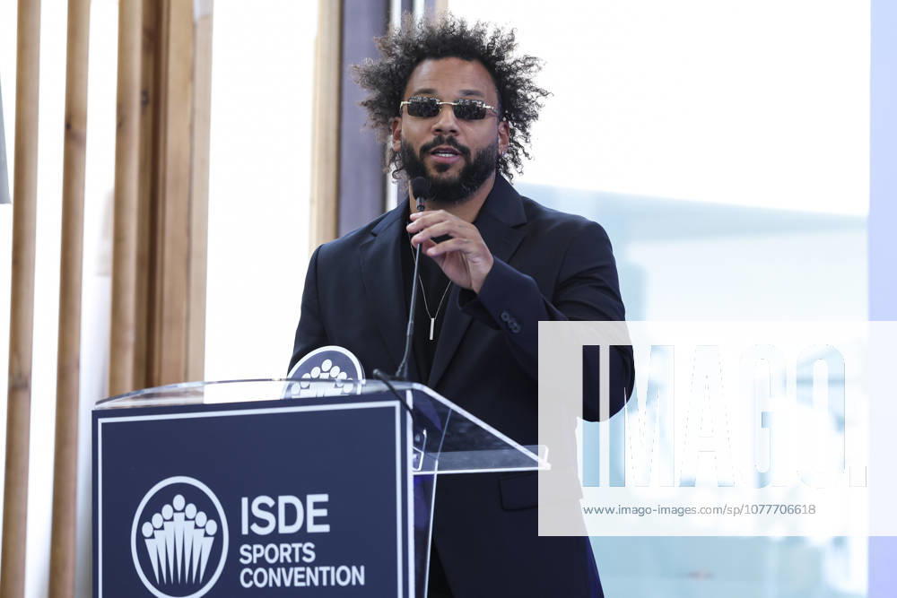 Marcelo Vieira, a former soccer player, receives the Legend Award during the 2026 ISC Awards Ceremony, which took place.as part of the ISDE Sports Convention, at the Official College of Architects of Madrid, on May 21, 2026, in Madrid, Spain. Madrid Spain - ZUMAa181 20260521_zaa_a181_044