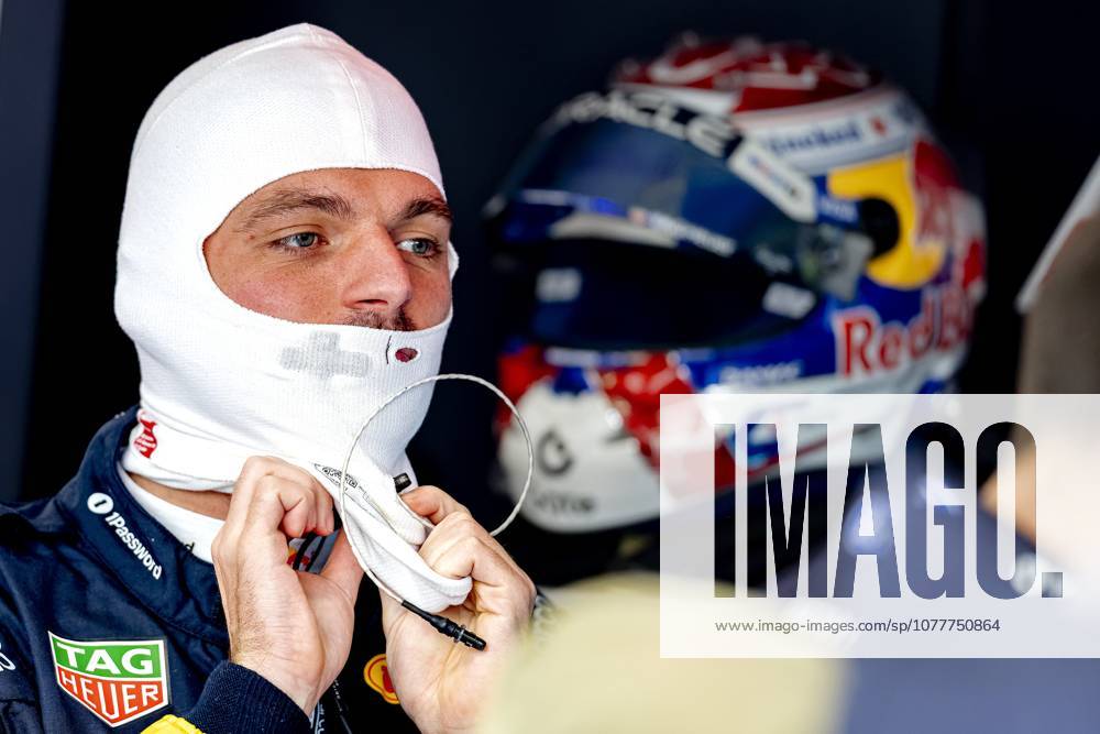 MONTREAL - Formula 1 driver Max Verstappen of Oracle Red Bull Racing during the Formula 1 Canada Race at the Circuit Gilles Villeneuve on May 22, 2026 in Montreal, Canada. (Photo by DeFodi Images) -