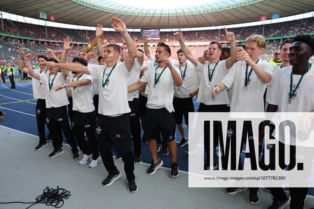 DFB-Pokal Finale 2026 FC Bayern München - VfB Stuttgart Deutschland, Berlin, 23.05.2026, Fussball, Saison 2025 2026, U19 VfB Stuttgart im Berliner Olympiastadion.