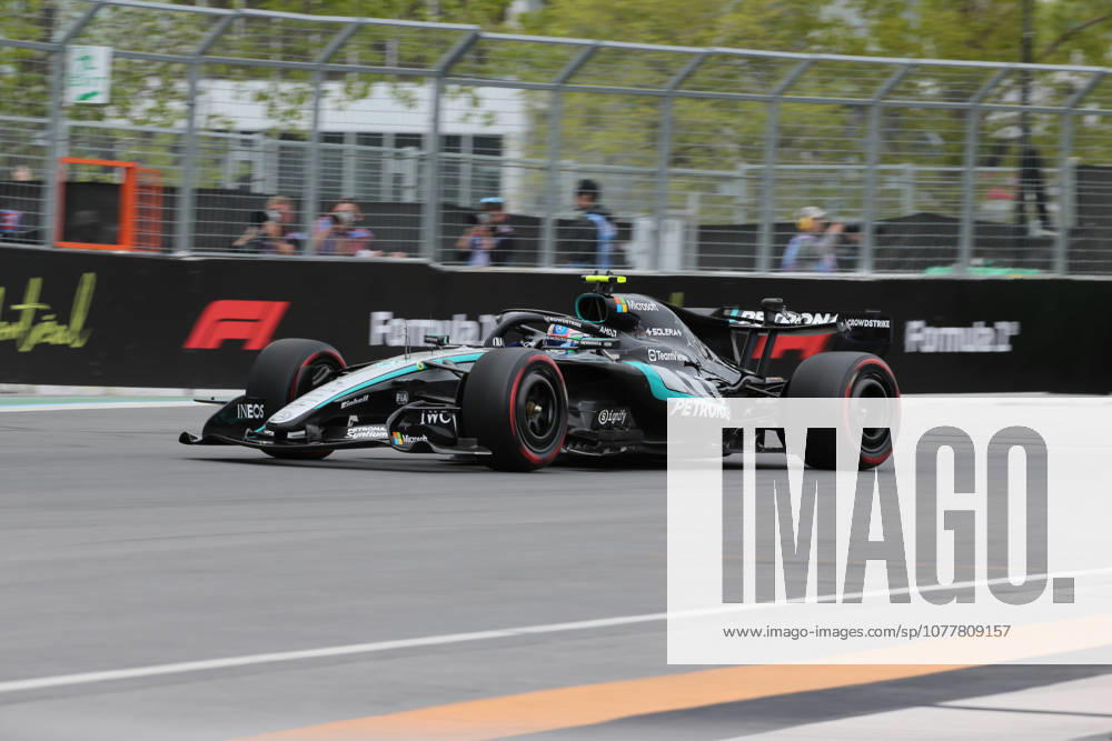 IPA85024688 - (12) Andrea Kimi Antonelli (ITA) - Mercedes-AMG PETRONAS F1 Team - Mercedes W17 - Mercedes E Performance during the Qualify of Formula 1 AWS Canadian Grand Prix 2026 at Circuit Gilles Villeneuve in Montreal, Canada. Round 7 of the 2026 FIA Formula One World Championship, WM, Weltmeisterschaft held May 22-24, 2026. The Circuit Gilles Villeneuve on Ile Notre-Dame in Montreal, named after the legendary Ferrari driver, hosts the Sprint format for the seventh round. This event weekend features the F1 Sprint format, with a Sprint Shootout and Sprint Race in addition to the standard qualifying session and Grand Prix. during Formula 1 AWS Canadian Grand Prix 2026 - Round 7 - Circuit Gilles Villeneuve, Formula 1 Championship in , , May 23 2026
