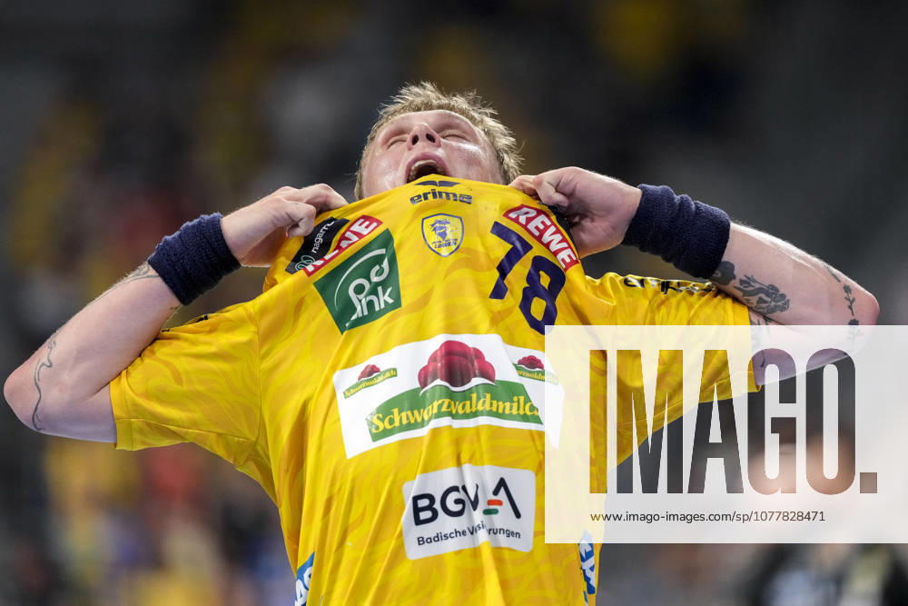 Edwin Aspenbäck (RNL, 78), Spieler der Rhein-Neckar-Löwen, Einzelbild, Einzelfoto, Aktion, Action, enttäuscht schauend, Enttäuschung, Frustration, disappointed, pessimistisch, 24.05.2026, Mannheim (Deutschland), Handball, Bundesliga, Rhein-Neckar Löwen - SC Magdeburg