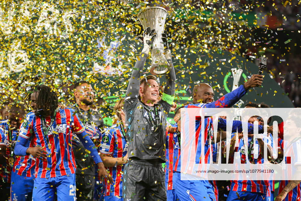 UEFA Conference League final: Crystal Palace FC Vs Rayo Vallecano Team of Crystal Palace celebrate a win with trophy during the UEFA Conference League Final 2026 match between Crystal Palace FC and Rayo Vallecano at Football Arena Leipzig.