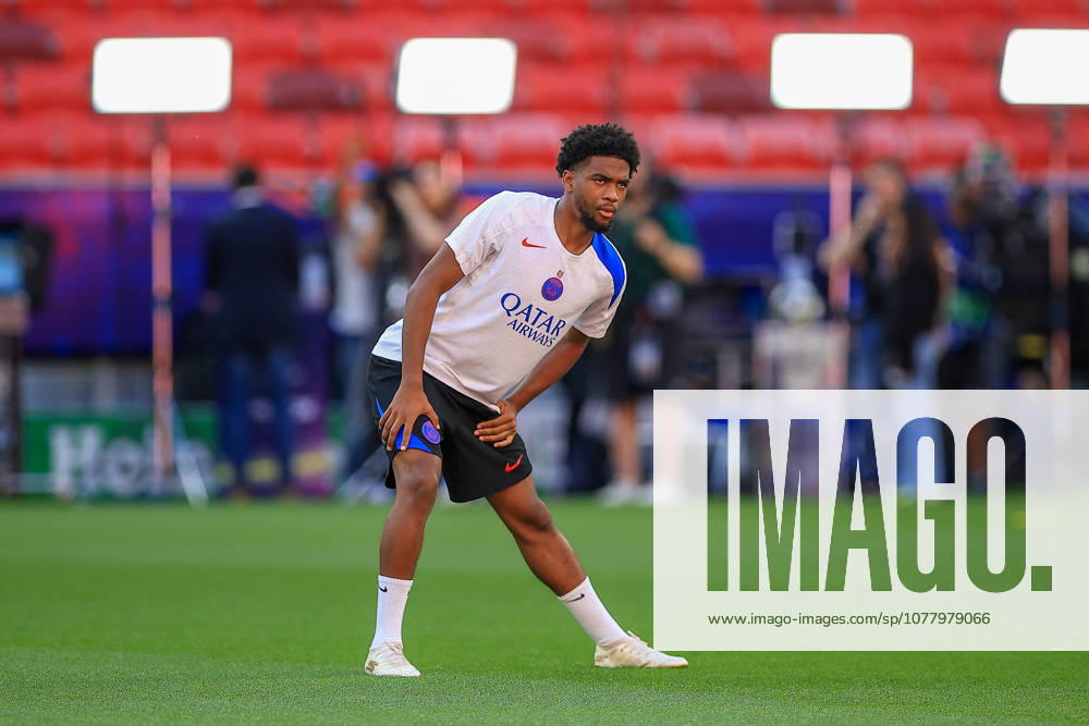 Paris Saint-Germain, Open Training Session Paris Saint-Germain Forward Ibrahim Mbaye (49) during the open training session for Paris Saint-Germain ahead of the Champions League Cup Final at Puskas Arena Park, Budapest, Hungary on 29 May 2026. Budapest Puskas Arena Park Hungary Editorial use only ,