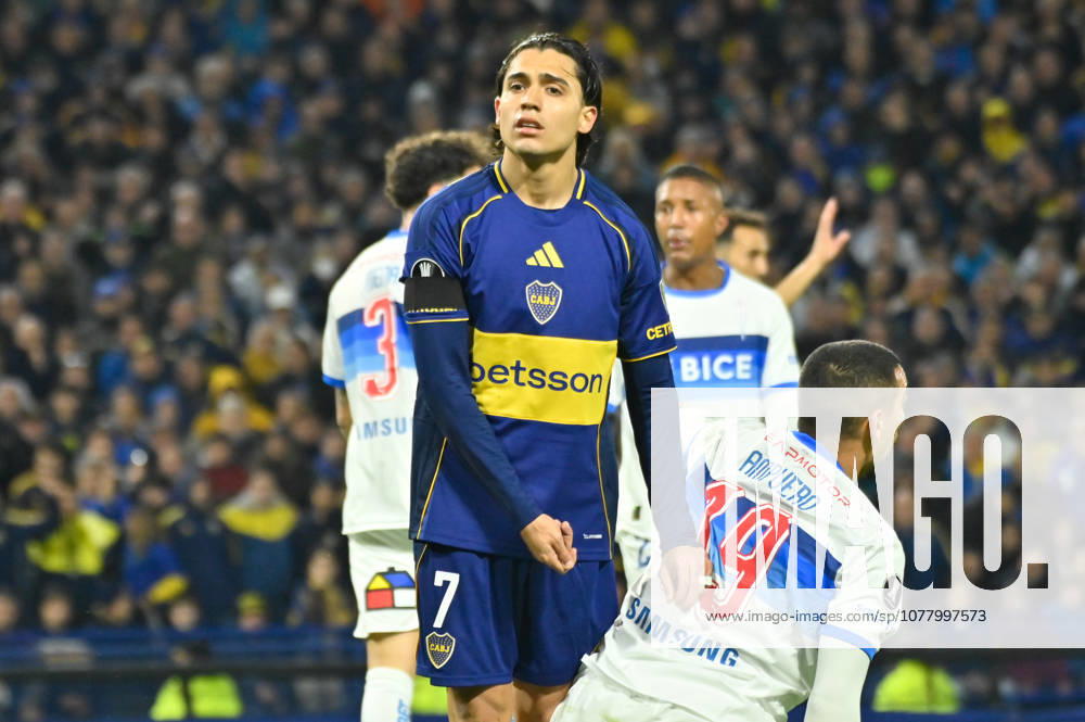Boca JRS v U Catolica - Copa Libertadores Exequiel Zeballos, a player for Boca Juniors, gestures during a Copa CONMEBOL Libertadores 2026 match between Boca Juniors and Universidad Catolica at Estadio La Bombonera Alberto J. Armando in Buenos Aires, Argentina, on May 28, 2026. Buenos Aires Argentina
