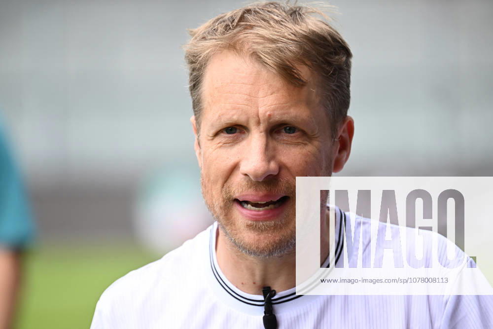 Fussball Langholz Cup 2026, v.l. Oliver Oli Pocher Wiesbaden