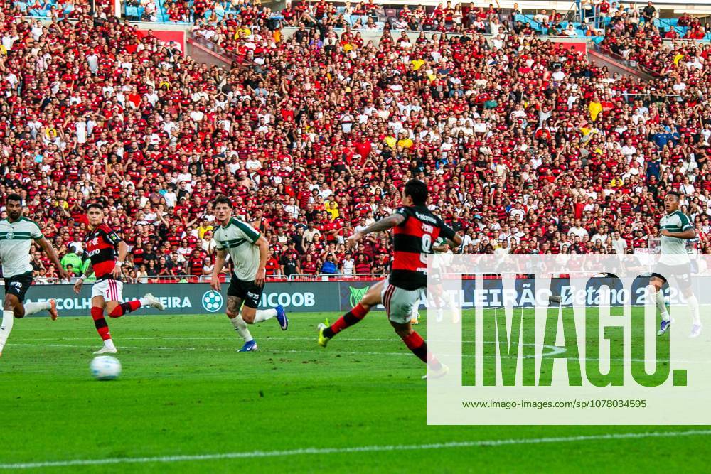 Flamengo and Coritiba, for the 18th round of the Brazilian championship. Rio de Janeiro (RJ) 05 30 2026 - Flamengo Coritiba Brasilerao Maracana - Player Pedro in a match between Flamengo and Coritiba, for the 18th round of the Brazilian championship, on the afternoon of this Saturday (30), at the Maracana stadium, in Rio de Janeiro.(Foto: Lucas Simonin Gomes Thenews2 imago images) SPO