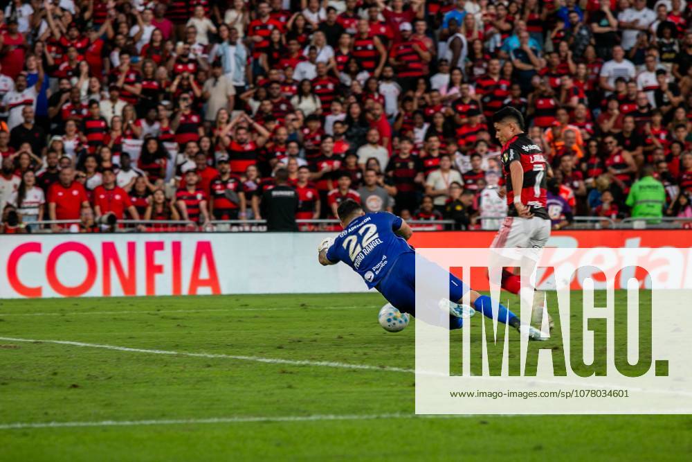 Flamengo and Coritiba, for the 18th round of the Brazilian championship. Rio de Janeiro (RJ) 05 30 2026 - Flamengo Coritiba Brasilerao Maracana - Luiz Araujo, Flamengo player, in the match between Flamengo and Coritiba, for the 18th round of the Brazilian championship, on the afternoon of this Saturday (30), at the Maracana stadium, in Rio de Janeiro.(Foto: Lucas Simonin Gomes Thenews2 imago images) SPO