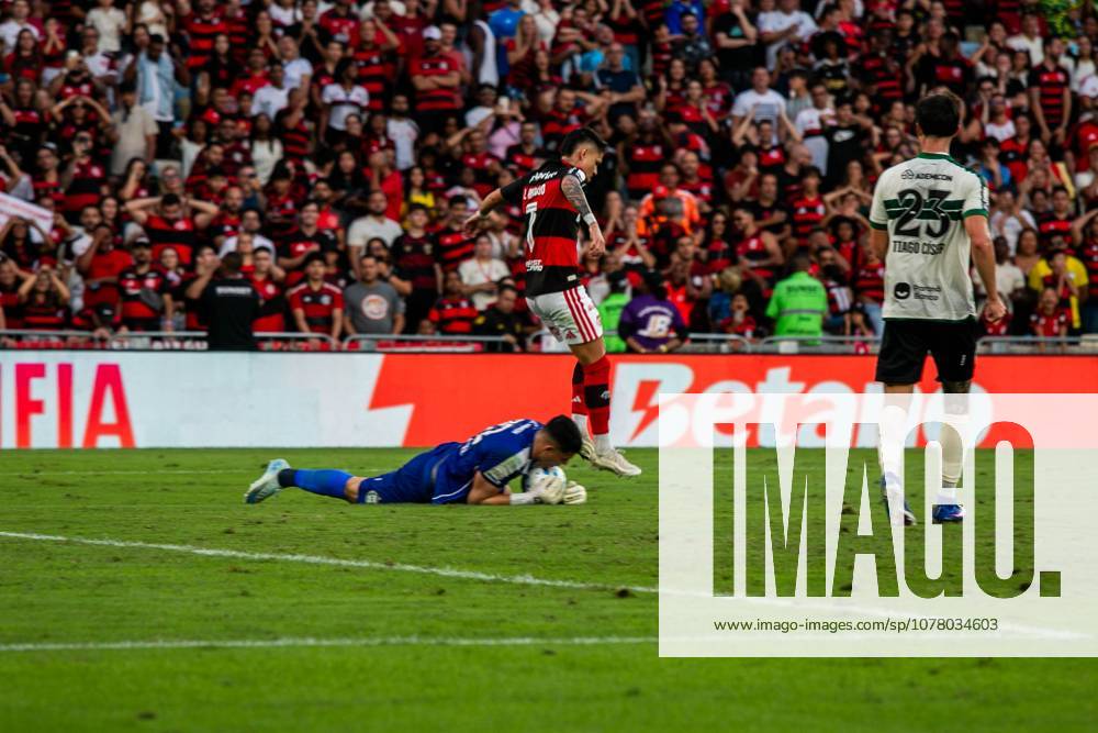 Flamengo and Coritiba, for the 18th round of the Brazilian championship. Rio de Janeiro (RJ) 05 30 2026 - Flamengo Coritiba Brasilerao Maracana - Luiz Araujo, Flamengo player, in the match between Flamengo and Coritiba, for the 18th round of the Brazilian championship, on the afternoon of this Saturday (30), at the Maracana stadium, in Rio de Janeiro.(Foto: Lucas Simonin Gomes Thenews2 imago images) SPO