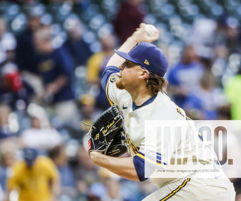 Milwaukee Brewers relief pitcher Chad Patrick throws in the fifth inning of the MLB, Baseball Herren, USA game between the San Francisco Giants and the Milwaukee Brewers at American Family Field in Milwaukee, Wisconsin on Monday, June 1, 2026. MIL20260601820 TANNENxMAURY