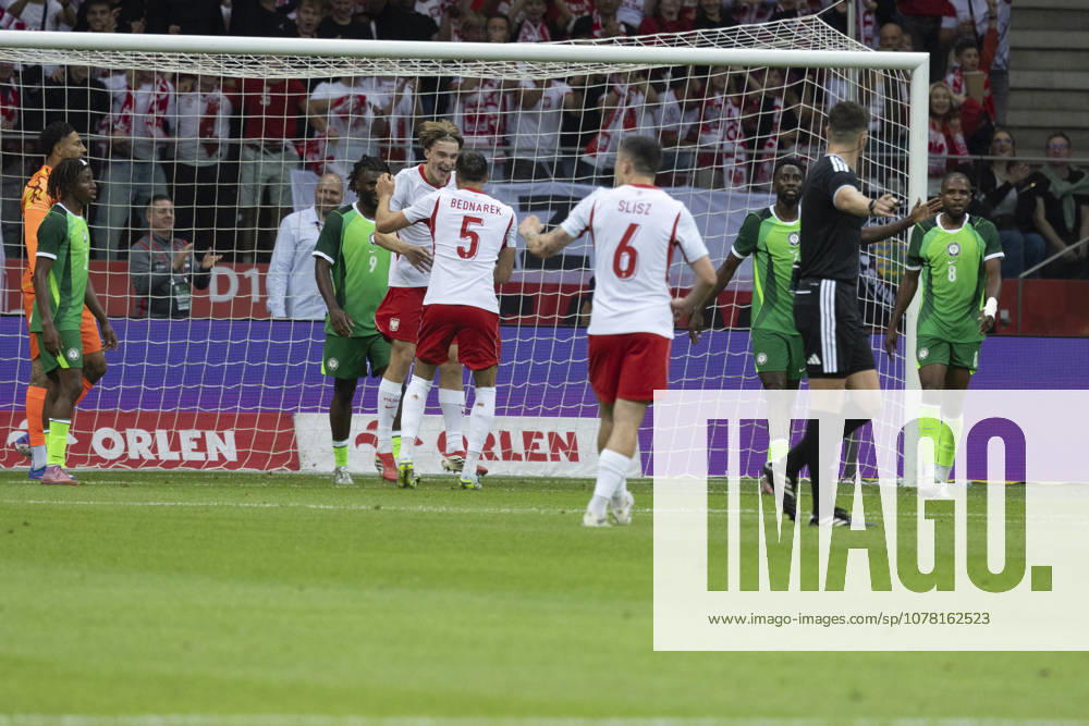 Fußball, Testspiel, Polen - Nigeria #5 Poland - Nigeria 03.06.2026 football, Warsaw, PGE National Stadium, FIFA , friendly international game match Poland - Nigeria ( mecz towarzyski, pilka nozna, Polska - Nigeria ) image shows: Kacper Potulski (4L) goal (gol) react photo Katarzyna Plewczynska Fotostyk