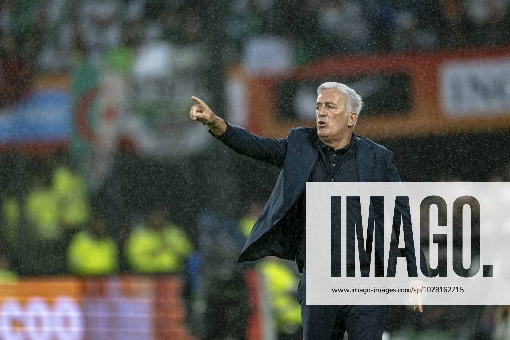 Fußball, Testspiel, Niederlande - Algerien #3 ROTTERDAM - National coach Vladimir Petkovic of the Algerian team during the 2026 World Cup friendly match between the Netherlands and Algeria at Stadium De Kuip on June 3, 2026, in Rotterdam, the Netherlands. (Photo by Stefan Koops EYE4IMAGES DeFodi Images) -