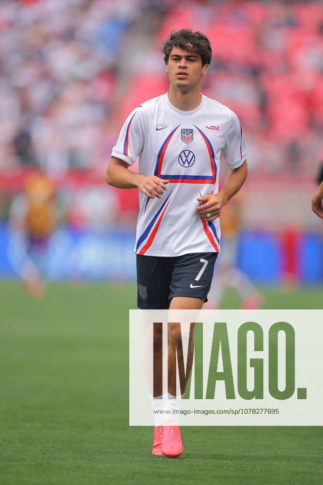CHICAGO, IL - JUNE 06: Giovanni Reyna 7 of the United States prior to a friendly match between Germany on June 6, 2026 at Soldier Field in Chicago, Illinois. (Photo by Melissa Tamez Icon Sportswire) SOCCER: JUN 06 USA vs Germany Icon260606098