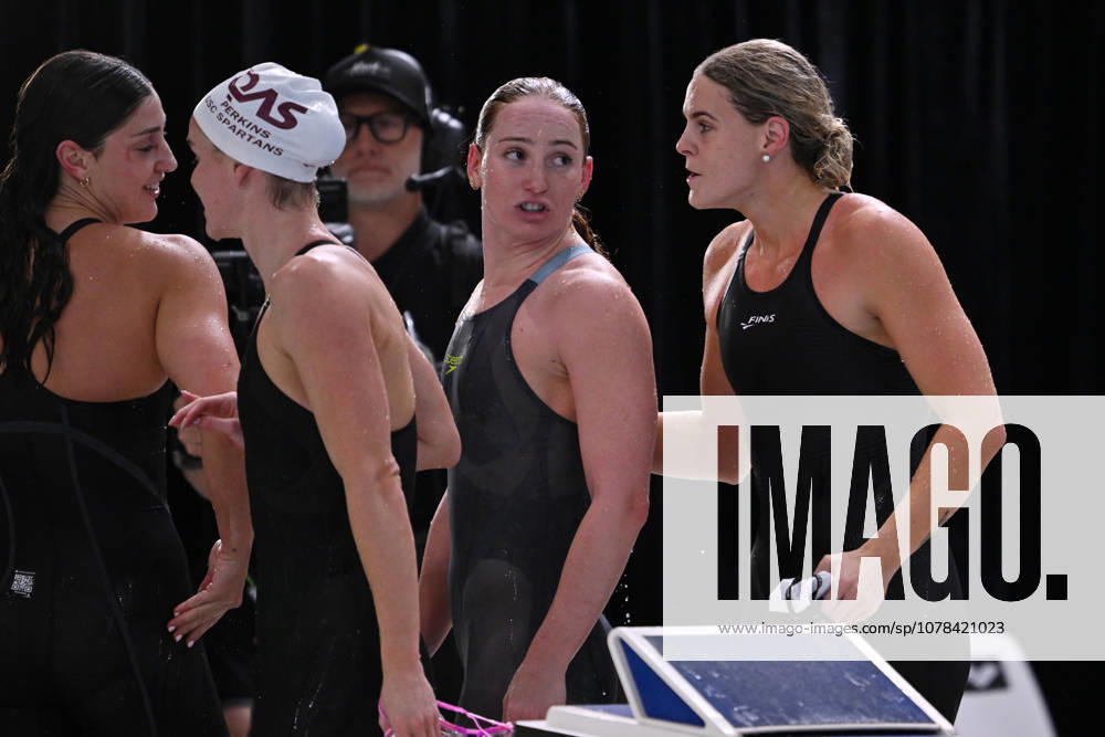SWIMMING AUSTRALIAN TRIALS, Shayna Jack (right) congratulates Mollie OCallaghan (2nd from right) on her win in the Women s 100m Freestyle on day 5 of the 2026 Australian Swimming Trials at Sydney Olympic Park Aquatic Centre in Sydney, Friday, June 12, 2026. ( NO ARCHIVING, SYDNEY NEW SOUTH WALES AUSTRALIA
