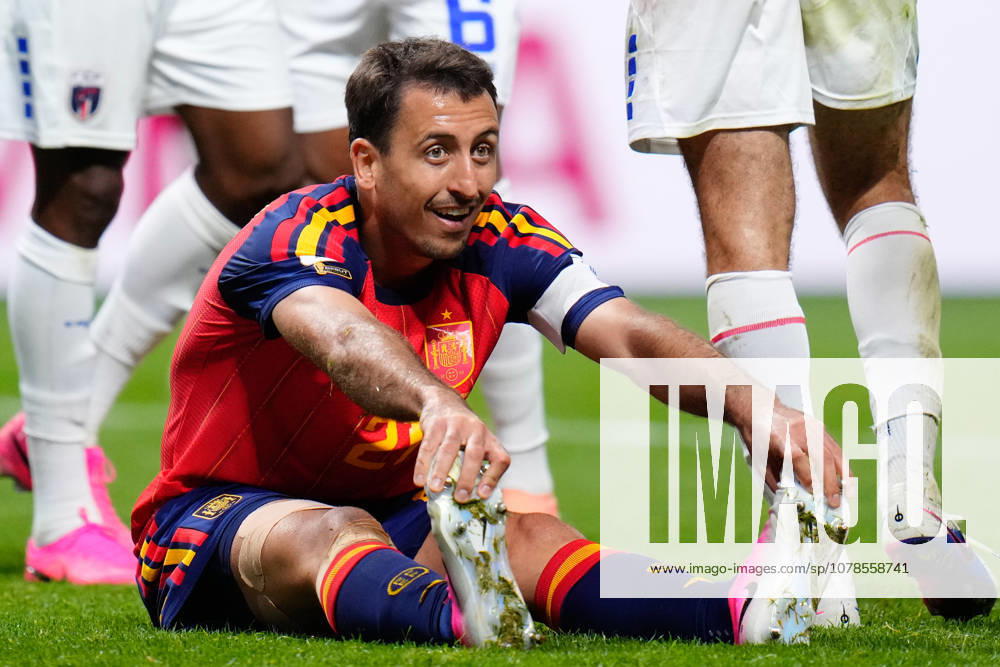 Mikel Oyarzabal of Spain hurts during the FIFA World Cup, WM, Weltmeisterschaft, Fussball 2026 Group H match between Spain and Cabo Verde at Atlanta Stadium on June 15, 2026 in Atlanta, United States. Spain V Cabo Verde: Group H - FIFA World Cup 2026 - ZUMAa181 20260615_zaa_a181_067