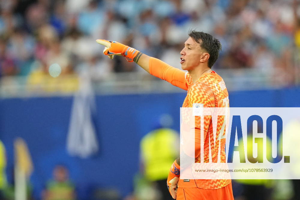 Saudi Arabia v Uruguay - FIFA World Cup, WM, Weltmeisterschaft, Fussball 2026 - Group H FLORIDA, USA - JUNE 15: Fernando Muslera (23) of Uruguay reacts during the 2026 FIFA World Cup First Stage Group H match between Saudi Arabia and Uruguay at Hard Rock Stadium (Miami Stadium) in Miami Gardens, Florida, United States on June 15, 2026. Evrim Aydin Anadolu Florida United States. Editorial use only. Please get in touch for any other usage.