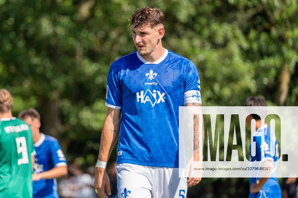 Freisteller, Portrait Matej Maglica (SV Darmstadt 98, 05) mit Kapitaensbinde, GER, VfR Fehlheim vs. SV Darmstadt 98, Fussball, Testspiel, Saison 2026 2027, 11.07.2026, DFL REGULATIONS PROHIBIT ANY USE OF PHOTOGRAPHS AS IMAGE SEQUENCES AND OR QUASI-VIDEO, GER, VfR Fehlheim vs. SV Darmstadt 98, Fussball, Testspiel, Saison 2026 2027, 11.07.2026 Bensheim-Fehlheim