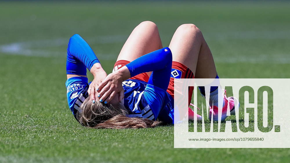 Camilla Linberg (Hamburger SV, HSV, 7) liegt verletzt am Boden, Verletzung, Schmerzen, schmerzverzerrtes Gesicht, 11.07.2026, Hamburg (Deutschland), Fussball, Testspiel Frauen, Hamburger SV - Hertha BSC