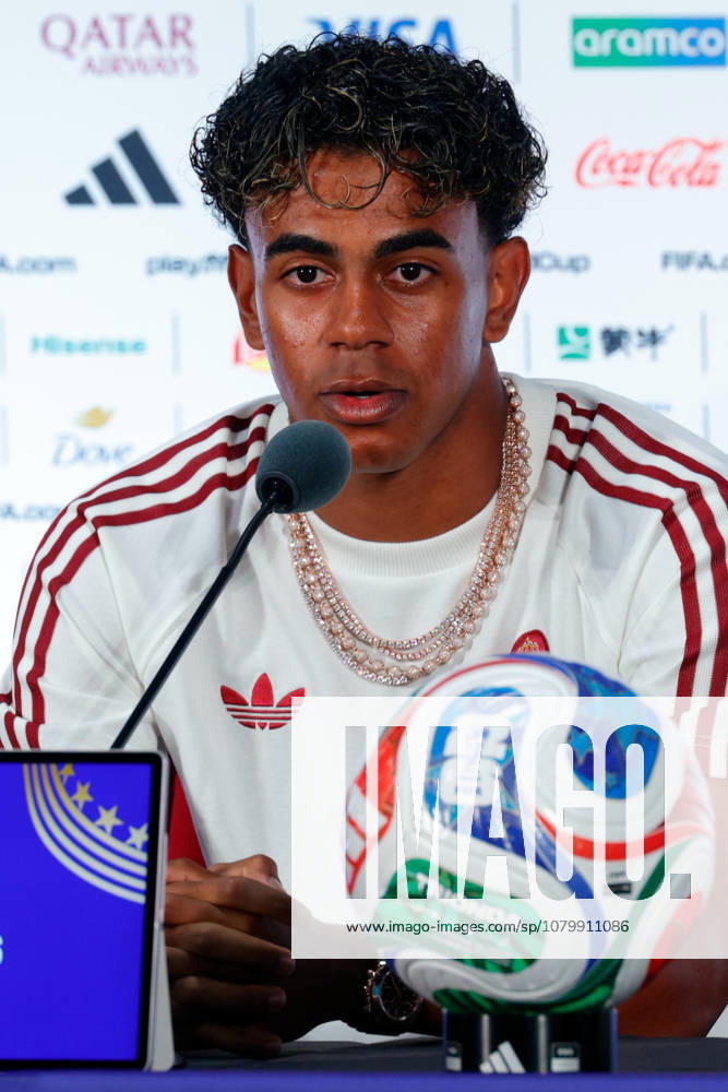 Spain forward LAMINE YAMAL (19) speaks to members of the media during a press conference, PK, Pressekonferenz at Dallas Stadium ahead of their semifinal match against France at the 2026 FIFA World Cup, WM, Weltmeisterschaft, Fussball Arlington USA - ZUMAa325 20260713_zsa_a325_036