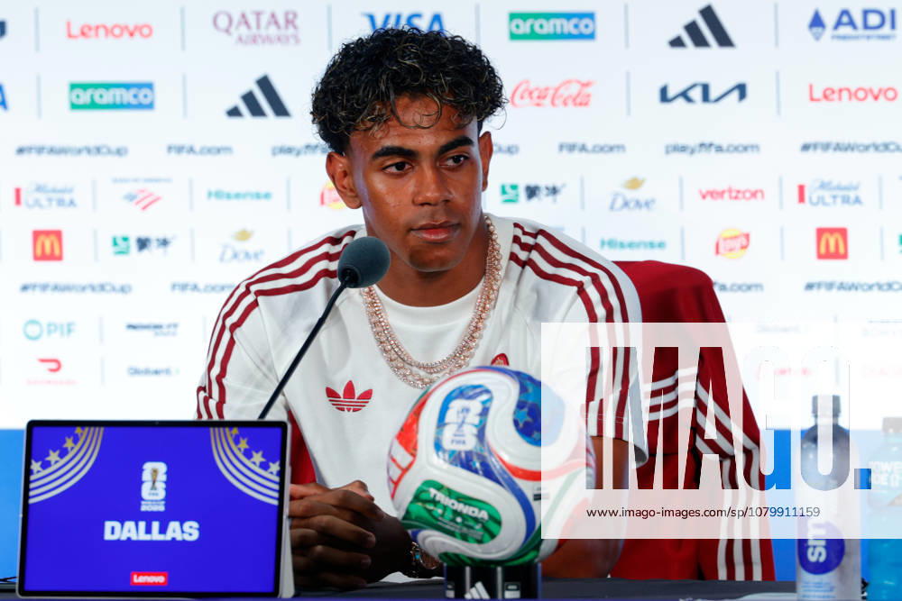 Spain forward LAMINE YAMAL (19) speaks to members of the media during a press conference, PK, Pressekonferenz at Dallas Stadium ahead of their semifinal match against France at the 2026 FIFA World Cup, WM, Weltmeisterschaft, Fussball Arlington USA - ZUMAa325 20260713_zsa_a325_040