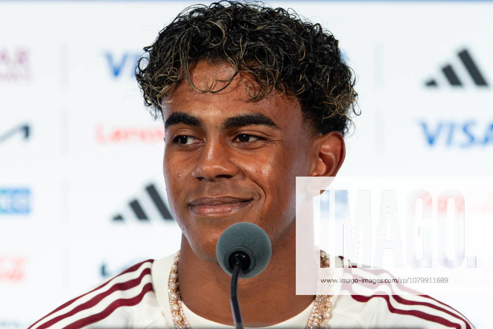 Spain forward LAMINE YAMAL speaks during a press conference, PK, Pressekonferenz prior to a 2026 FIFA World Cup, WM, Weltmeisterschaft, Fussball semifinal match between France and Spain at Dallas Stadium in Arlington, Texas. Arlington USA - ZUMAh193 20260713_zsp_h193_019