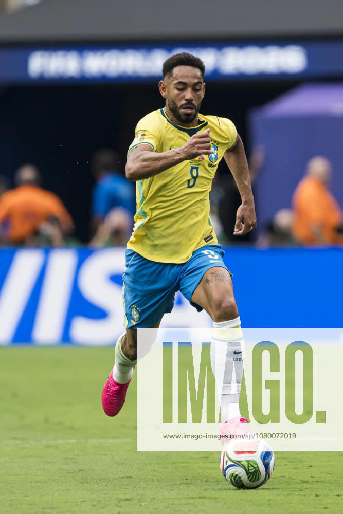 Brazil v Norway: Round of 16 - FIFA World Cup, WM, Weltmeisterschaft, Fussball 2026 New Jersey, United States - 5 July: Matheus Cunha of Brazil drives the ball during the FIFA World Cup 2026 Round Of 16 match between Brazil and Norway at New York New Jersey Stadium on July 5, 2026 in East Rutherford, United States East Rutherford New York New Jersey Stadium New Jersey United States