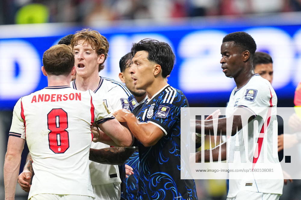 England v Argentina - FIFA World Cup, WM, Weltmeisterschaft, Fussball 2026 - Semi Finals ATLANTA, GEORGIA - JULY 15: Argentina’s Nahuel Molina is involved in a confrontation with England’s Elliot Anderson (8), Archie Gray and Marc Guehi during the 2026 FIFA World Cup semifinal match between England and Argentina at Atlanta Stadium in Atlanta, Georgia, United States, on July 15, 2026. Evrim Aydin Anadolu Georgia United States. Editorial use only. Please get in touch for any other usage.
