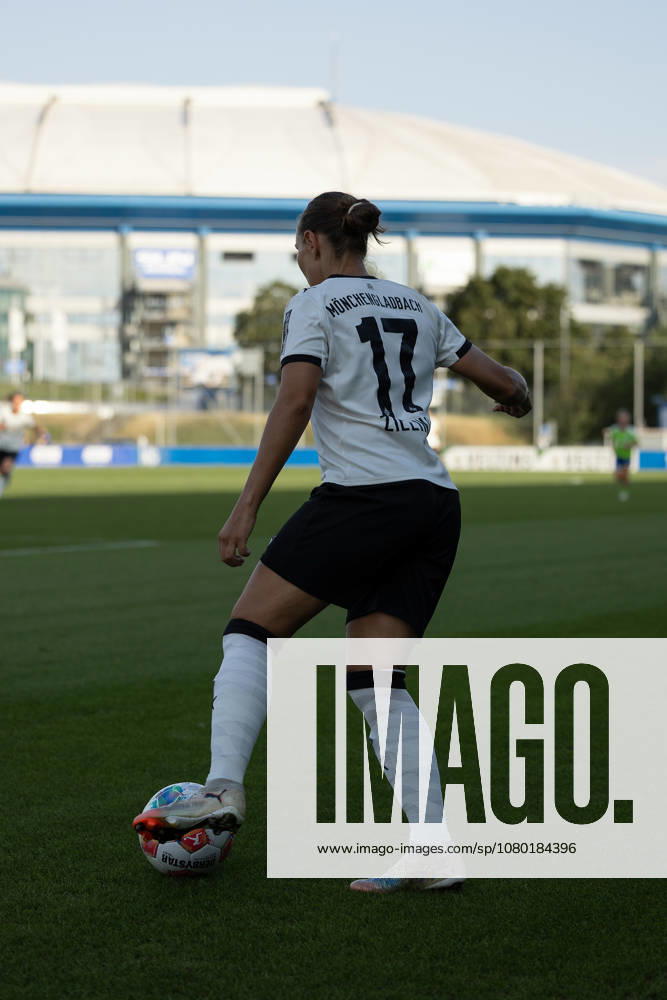 Fußball I Frauen I Testspiel I FC Schalke 04 - Borussia Mönchengladbach I 16.07.2026 Yvonne Zielinski (17, Borussia Mönchengladbach) Gelsenkirchen Am Parkstadion Nordrhein-Westfalen Deutschland