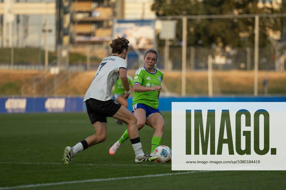 Fußball I Frauen I Testspiel I FC Schalke 04 - Borussia Mönchengladbach I 16.07.2026 Janine Gibson (7, FC Schalke 04) Gelsenkirchen Am Parkstadion Nordrhein-Westfalen Deutschland