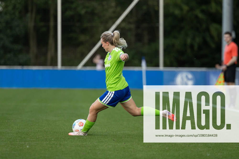 Fußball I Frauen I Testspiel I FC Schalke 04 - Borussia Mönchengladbach I 16.07.2026 Janine Gibson (7, FC Schalke 04) Gelsenkirchen Am Parkstadion Nordrhein-Westfalen Deutschland