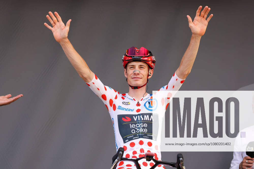 KW29 Mulhouse, France JONAS VINGEGAARD (TEAM VISMA LEASE A BIKE) before the start of Stage 14 of the Tour de France 2026, from Mulhouse to Le Markstein Fellering, on July 18, 2026 in Mulhouse, France